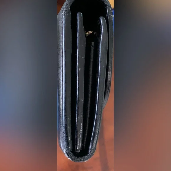 Gucci Vintage Long Black Wallet with Gold Logo - Picture 6 of 13